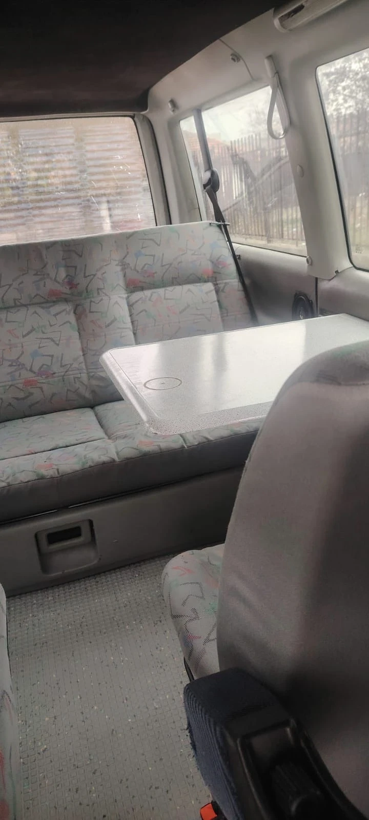 VW Multivan 2.5 TDI 102 коня - изображение 9