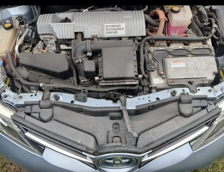 Toyota Auris, снимка 5 - Автомобили и джипове - 54392858