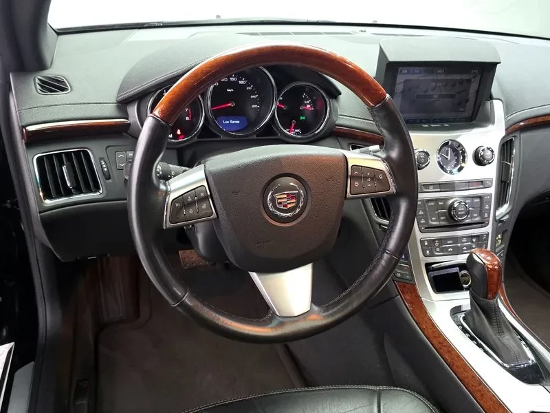 Cadillac Cts 3.6 AWD, снимка 12 - Автомобили и джипове - 54462410