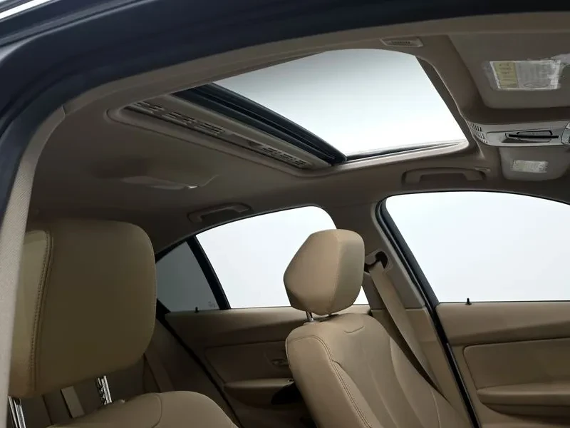 BMW 320 d, снимка 17 - Автомобили и джипове - 54592457