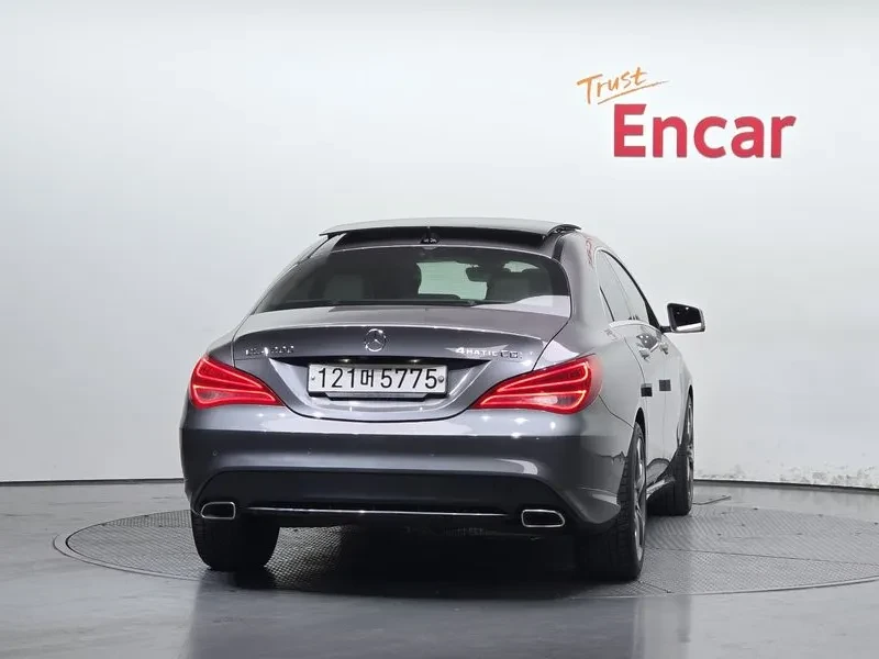 Mercedes-Benz CLA, снимка 4 - Автомобили и джипове - 54830167