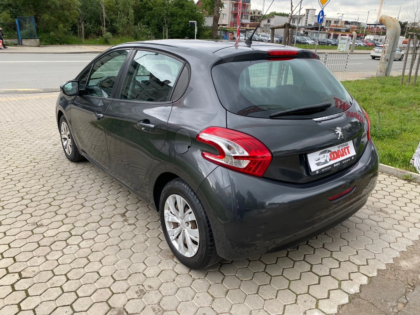 Peugeot 208 1.4HDi/EURO.5B - изображение 6