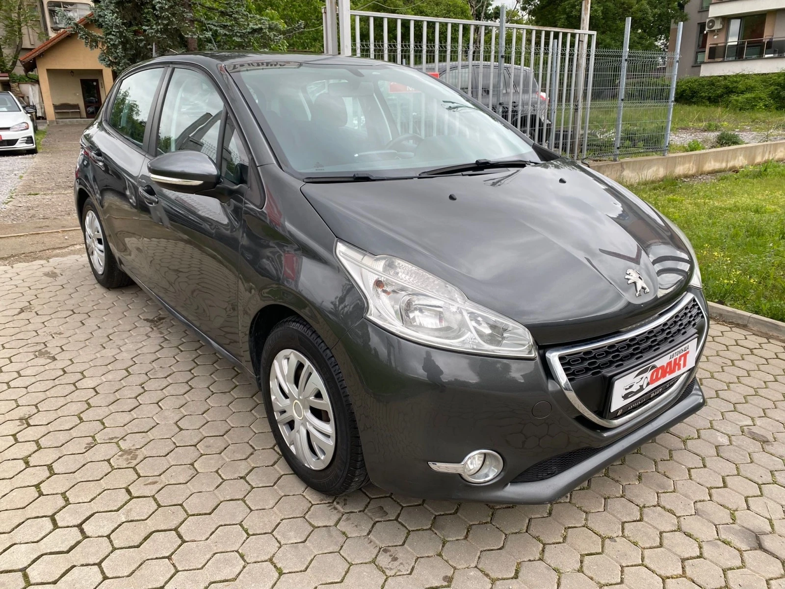 Peugeot 208 1.4HDi/EURO.5B - изображение 3