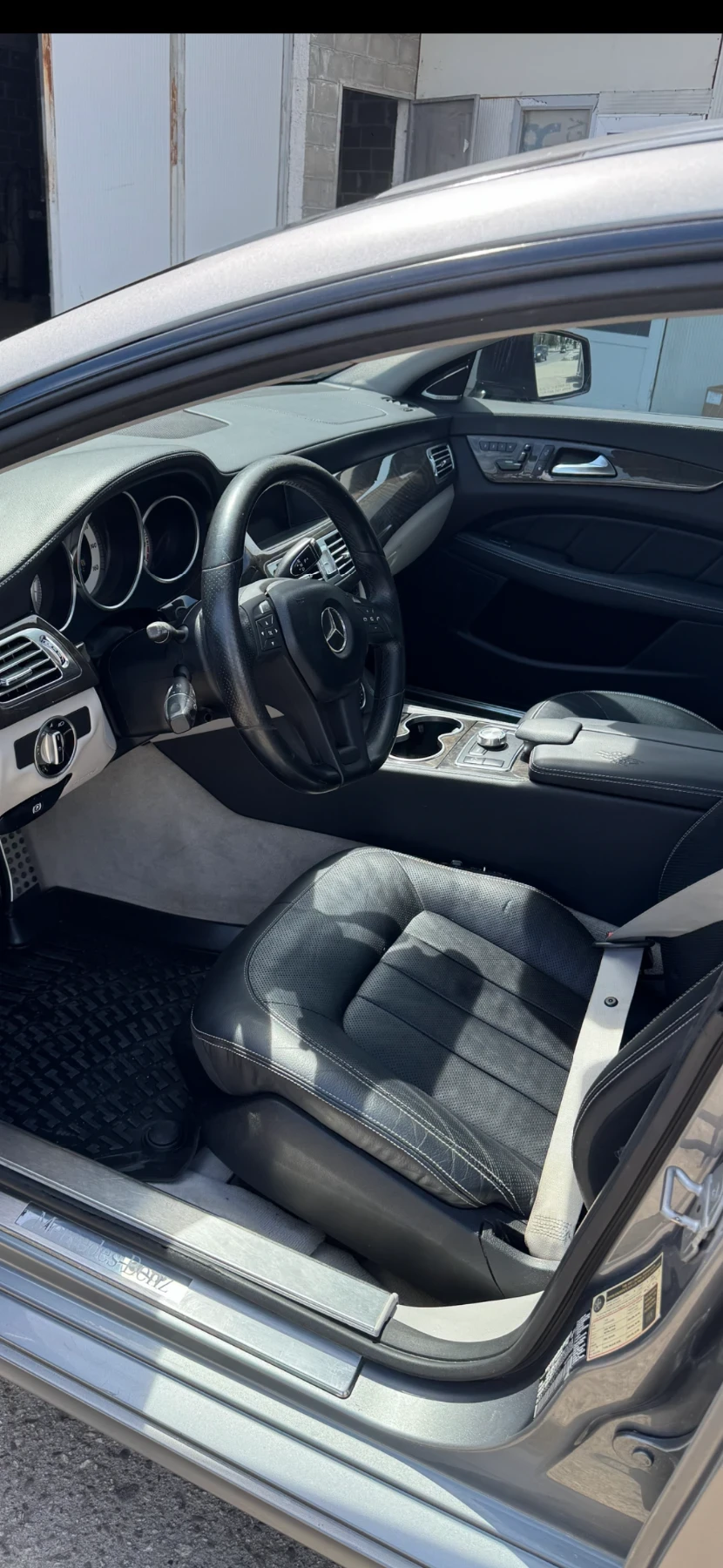 Mercedes-Benz CLS 550 Airmatic - изображение 6