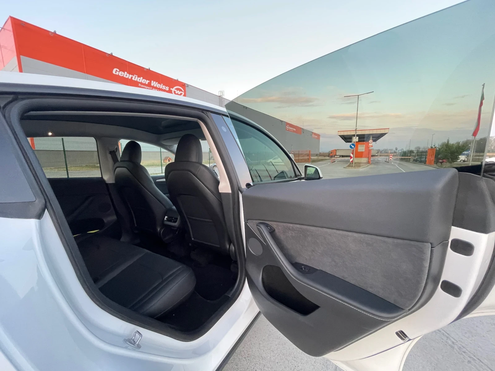 Tesla Model Y Germany | Mobile.bg   14