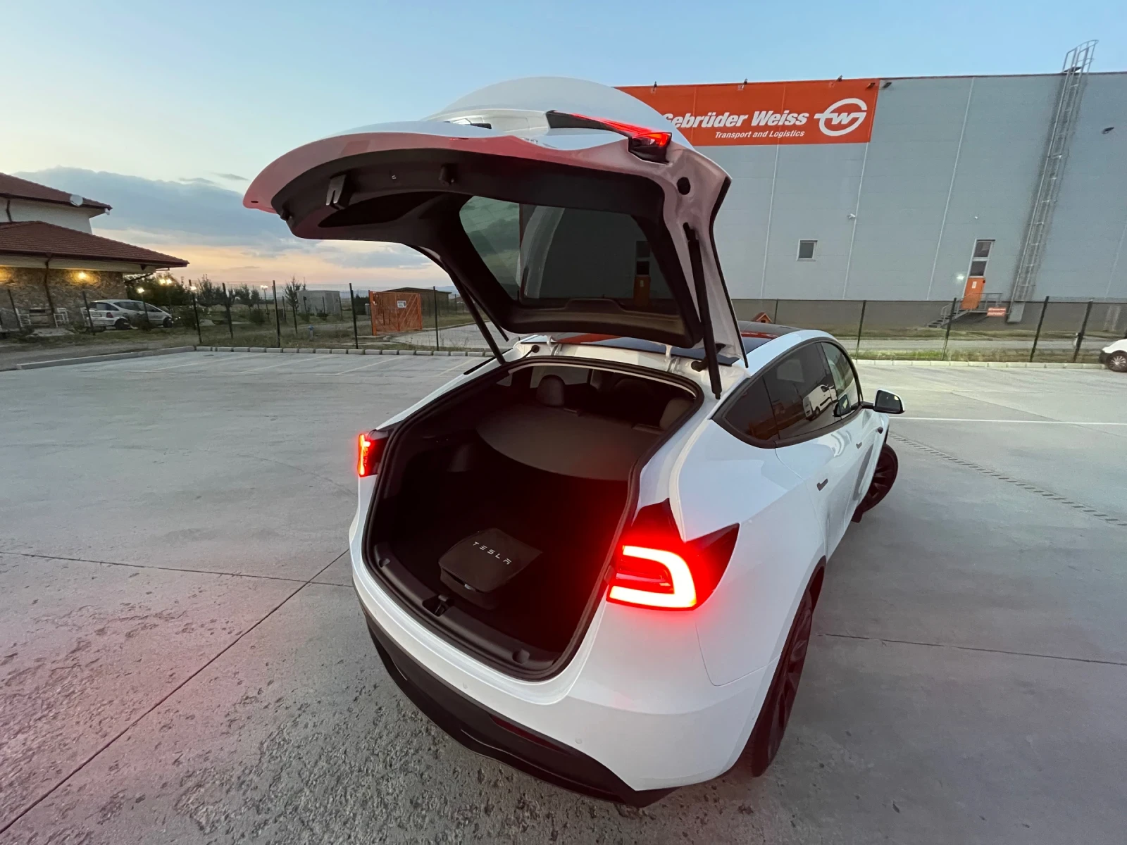 Tesla Model Y Germany - изображение 8
