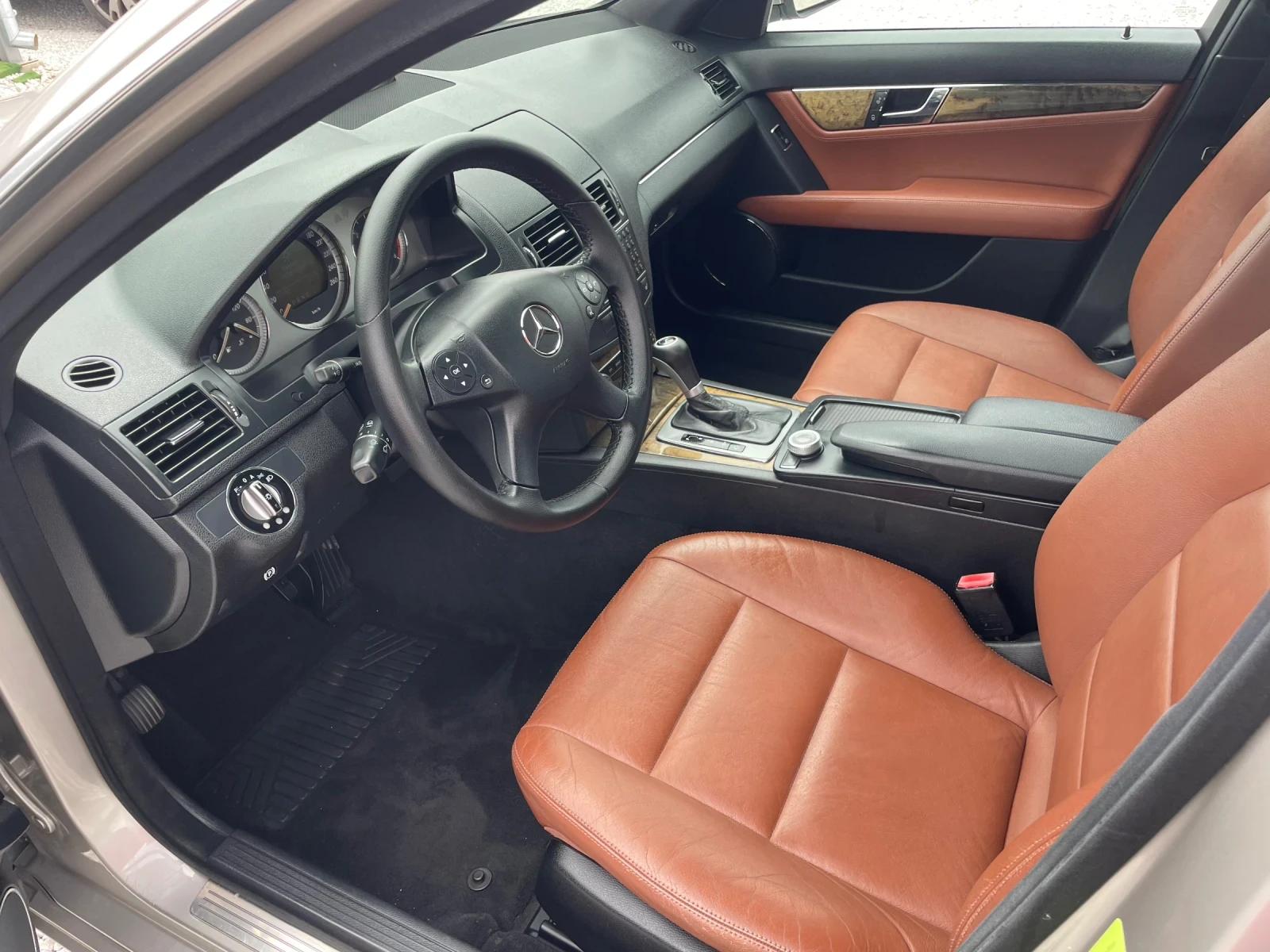 Mercedes-Benz C 320 3.2 - изображение 10