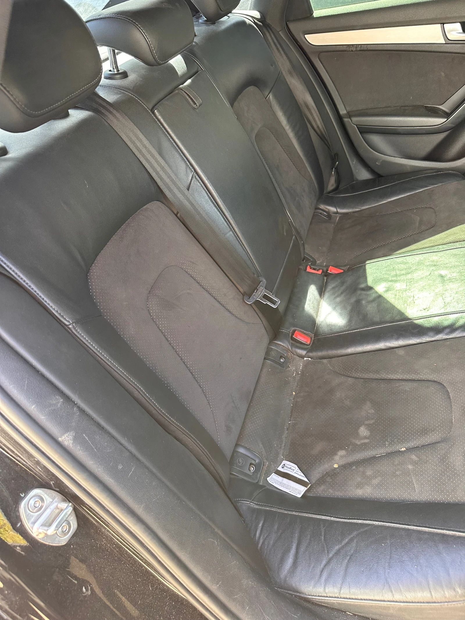 Audi A4 2.0tdi s line  - изображение 8