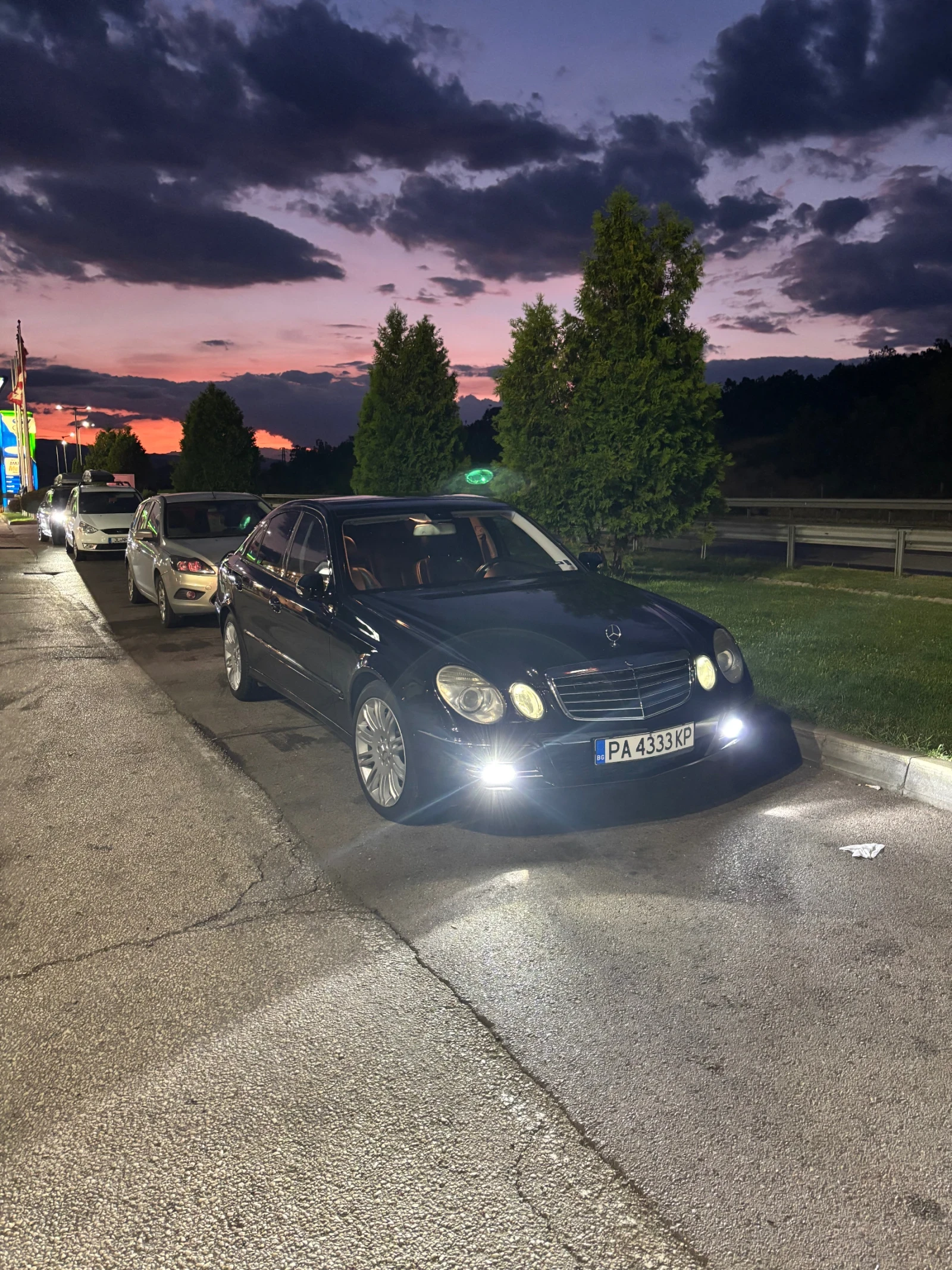 Mercedes-Benz E 320  - изображение 8