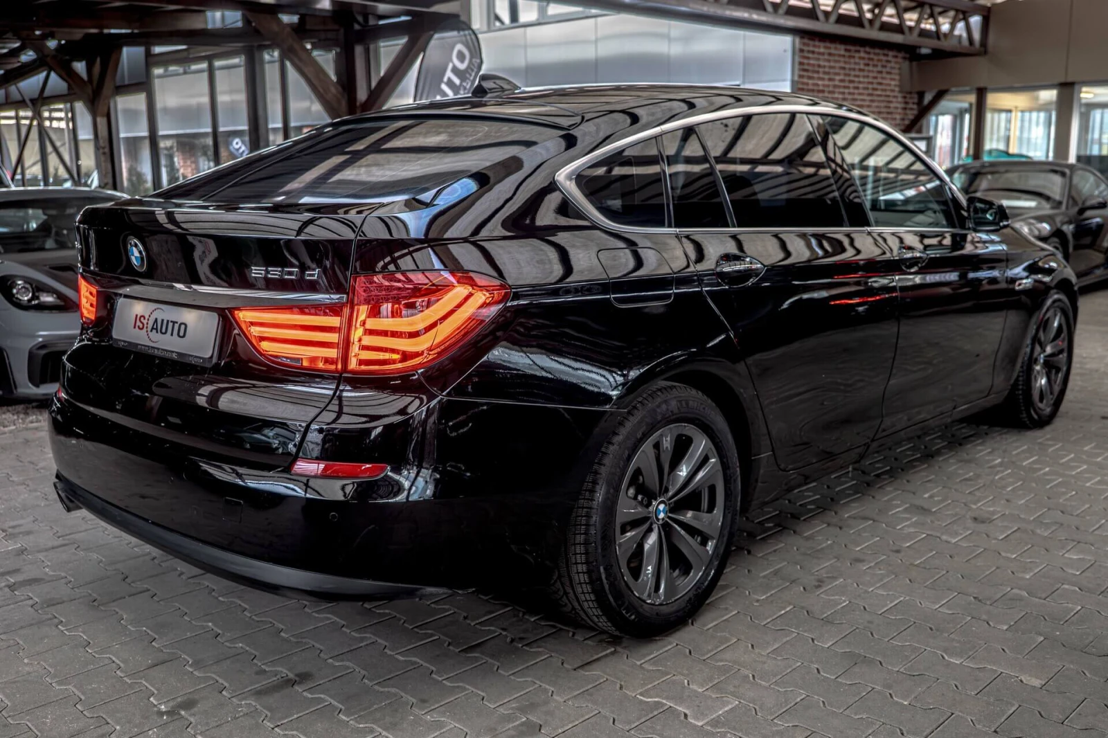 BMW 530 GT/RSE/Xenon/Navi/PDC/Lane Assist/EDC/Ambient/Adap - изображение 6