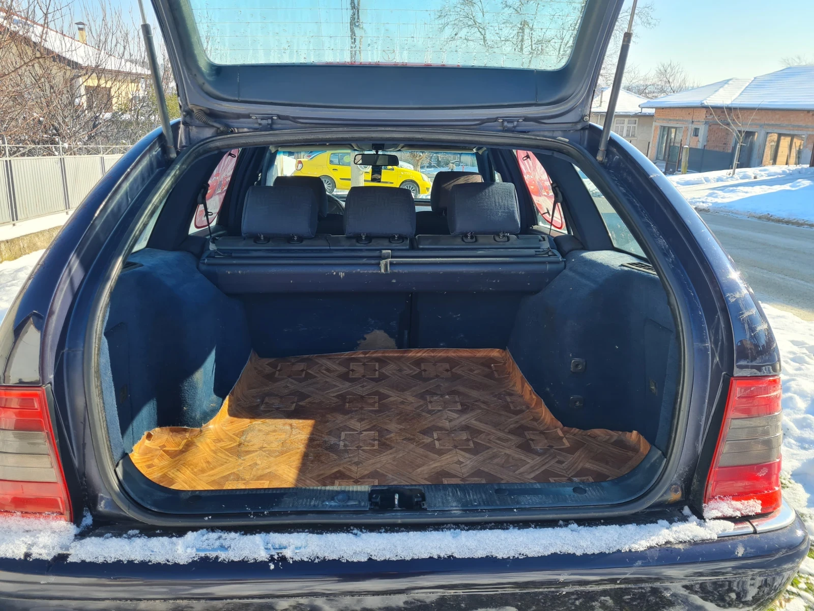 Mercedes-Benz C 220  - изображение 7