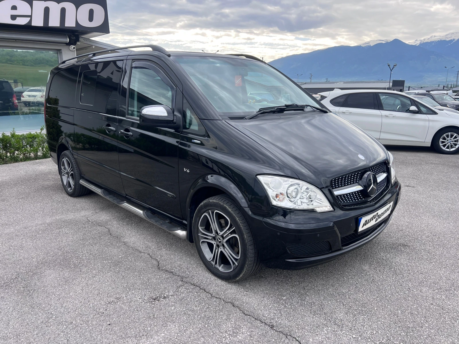 Mercedes-Benz Viano V6 BLUE EFFICIENCY , снимка 3 - Автомобили и джипове - 54448346