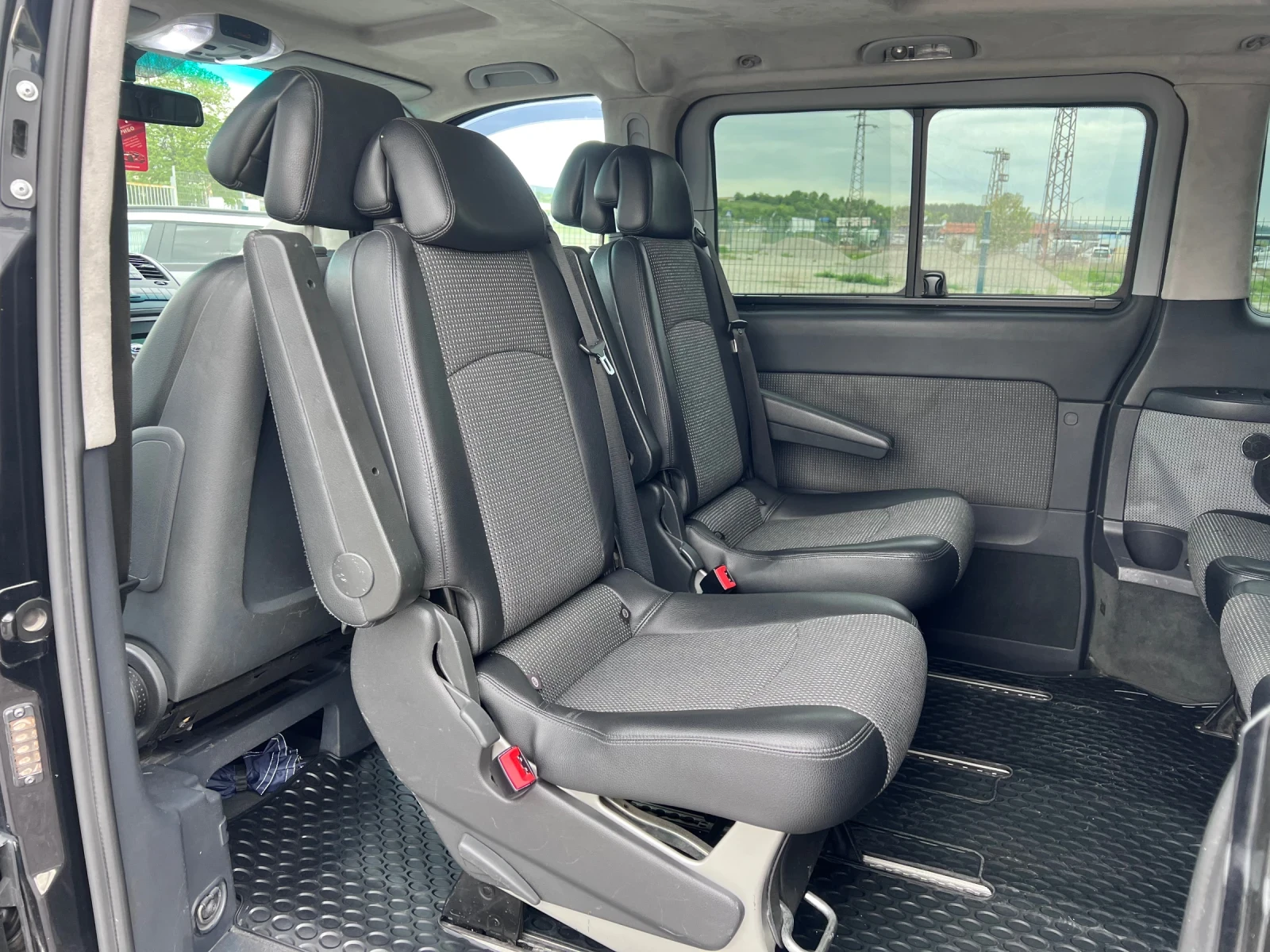 Mercedes-Benz Viano V6 BLUE EFFICIENCY , снимка 11 - Автомобили и джипове - 54448346