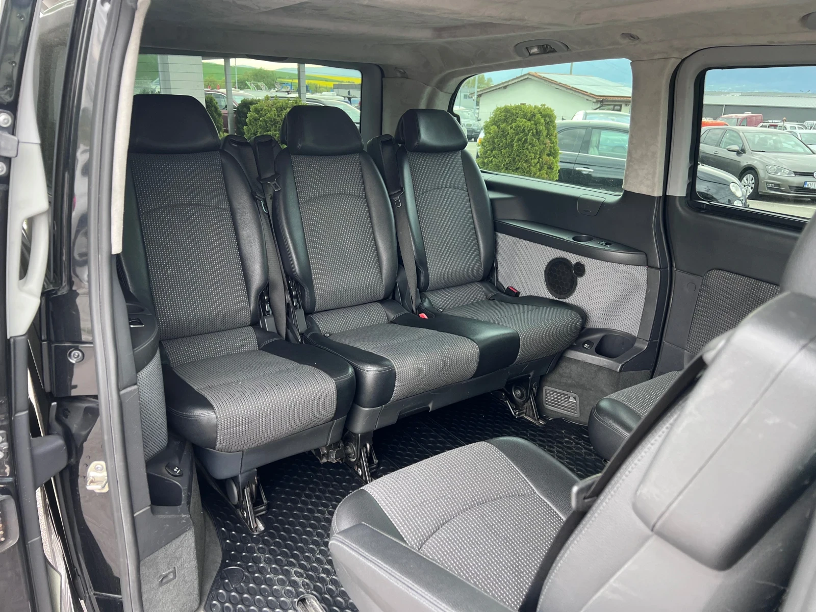 Mercedes-Benz Viano V6 BLUE EFFICIENCY , снимка 14 - Автомобили и джипове - 54448346
