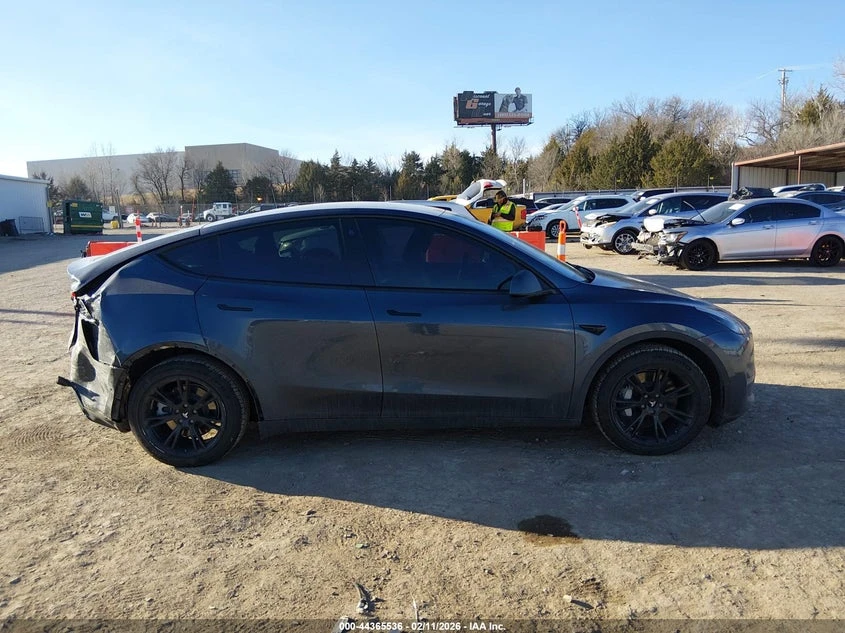 Tesla Model Y Long Range Dual Motor AWD * CARFAX*  | Mobile.bg � ����������� 13