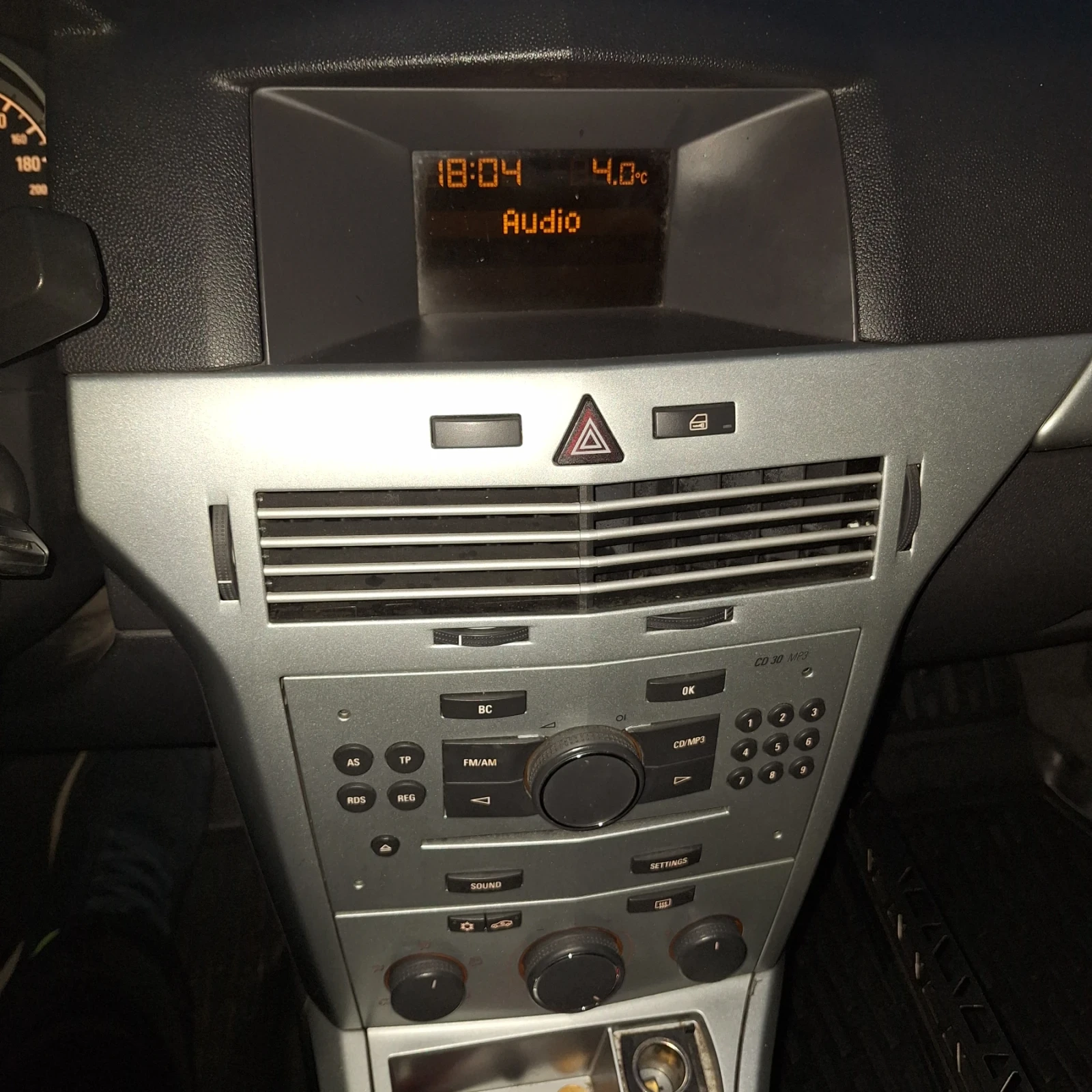 Opel Astra, снимка 6 - Автомобили и джипове - 54629425