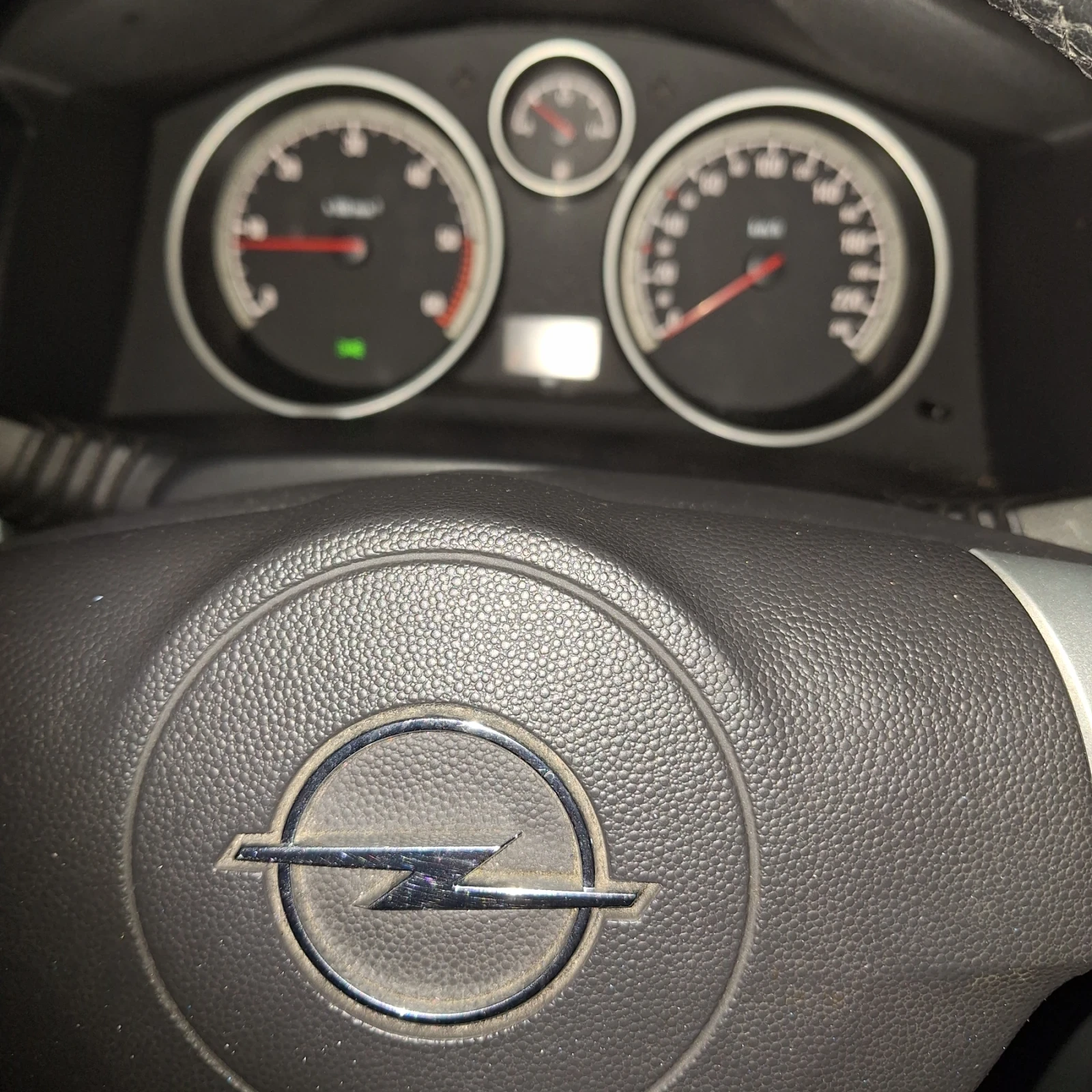 Opel Astra, снимка 5 - Автомобили и джипове - 54629425