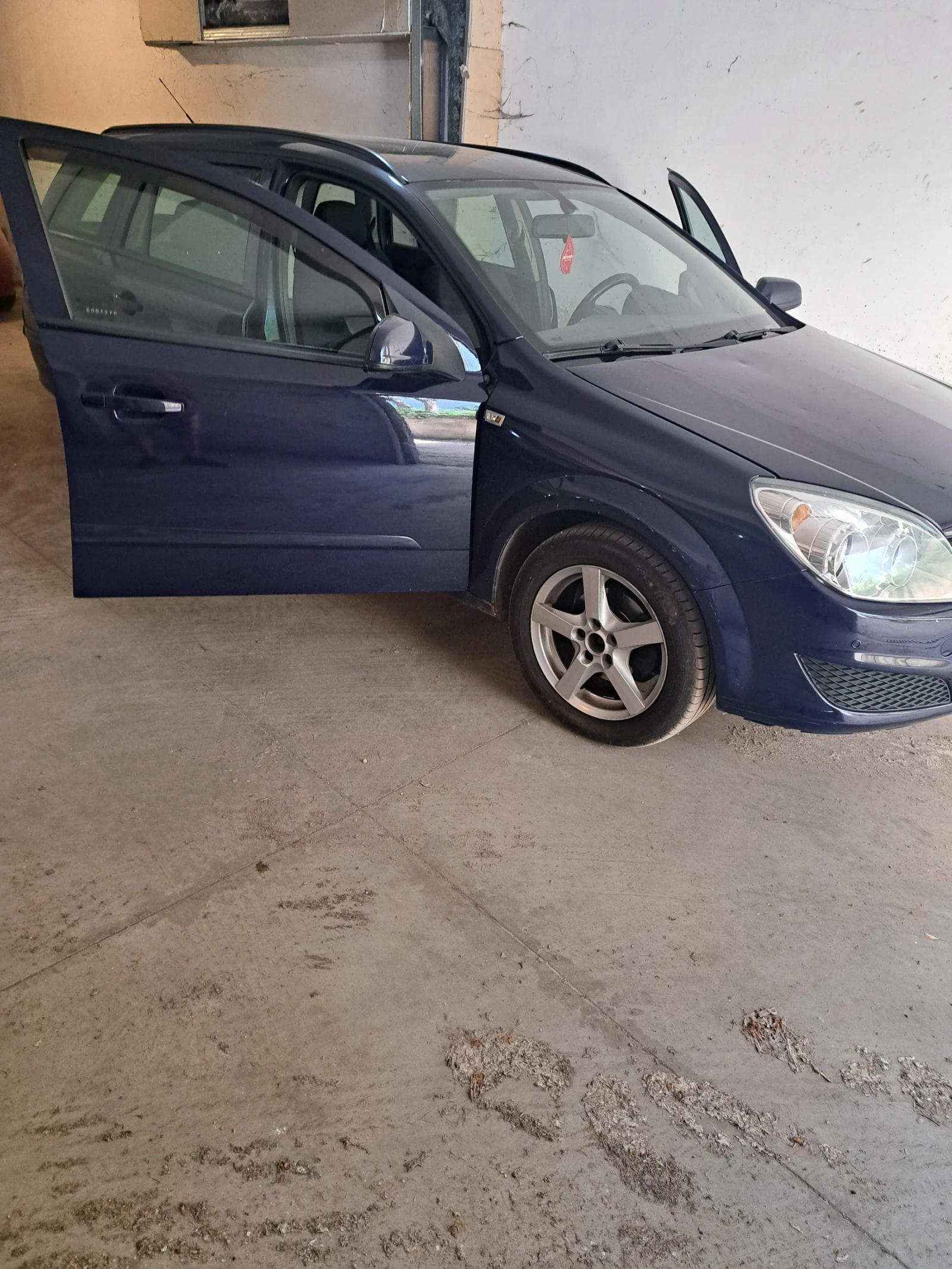 Opel Astra 1, 6..116 к., снимка 3 - Автомобили и джипове - 55023435