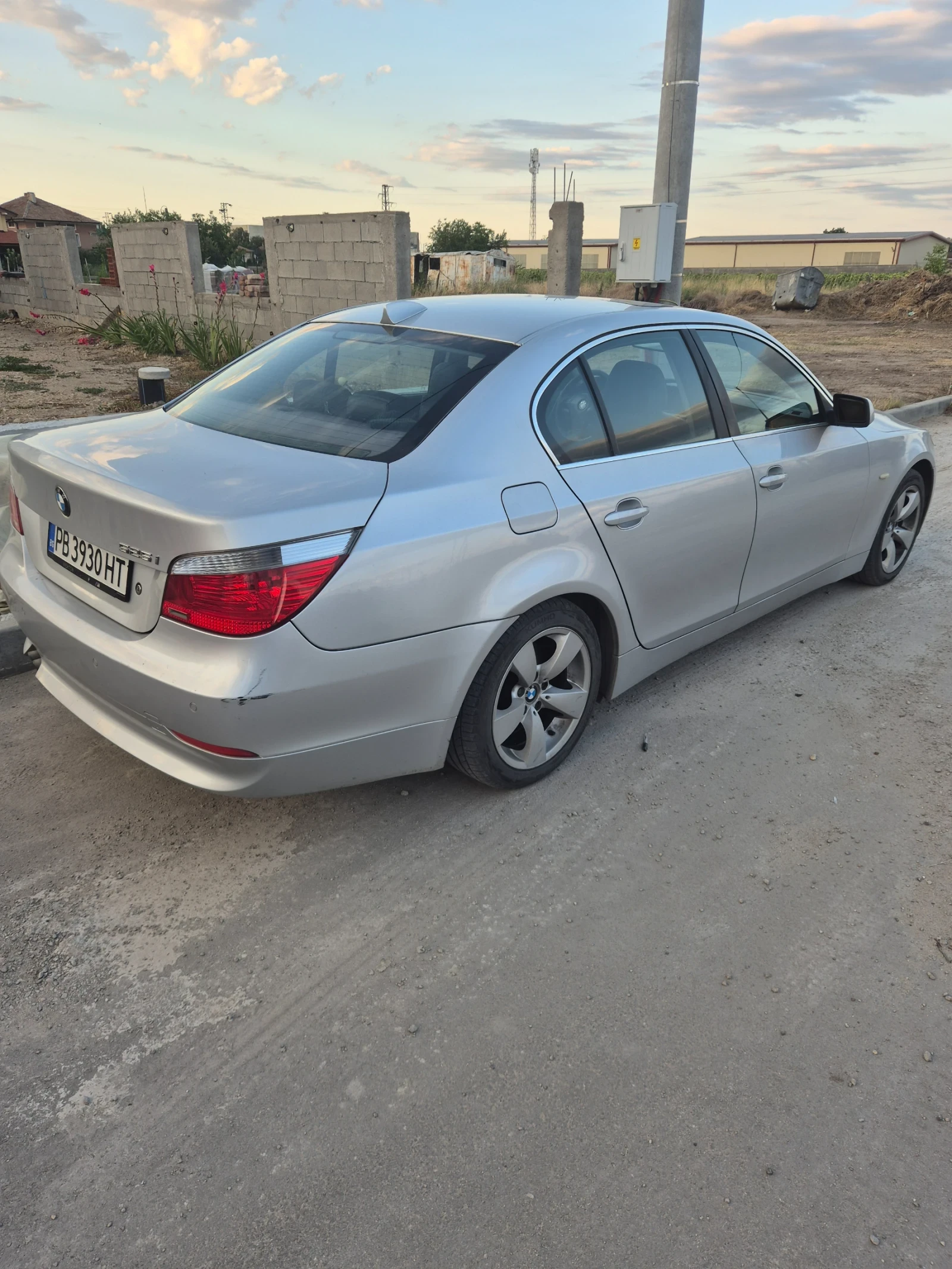 BMW 525 2.5 бензин, снимка 2 - Автомобили и джипове - 55382565