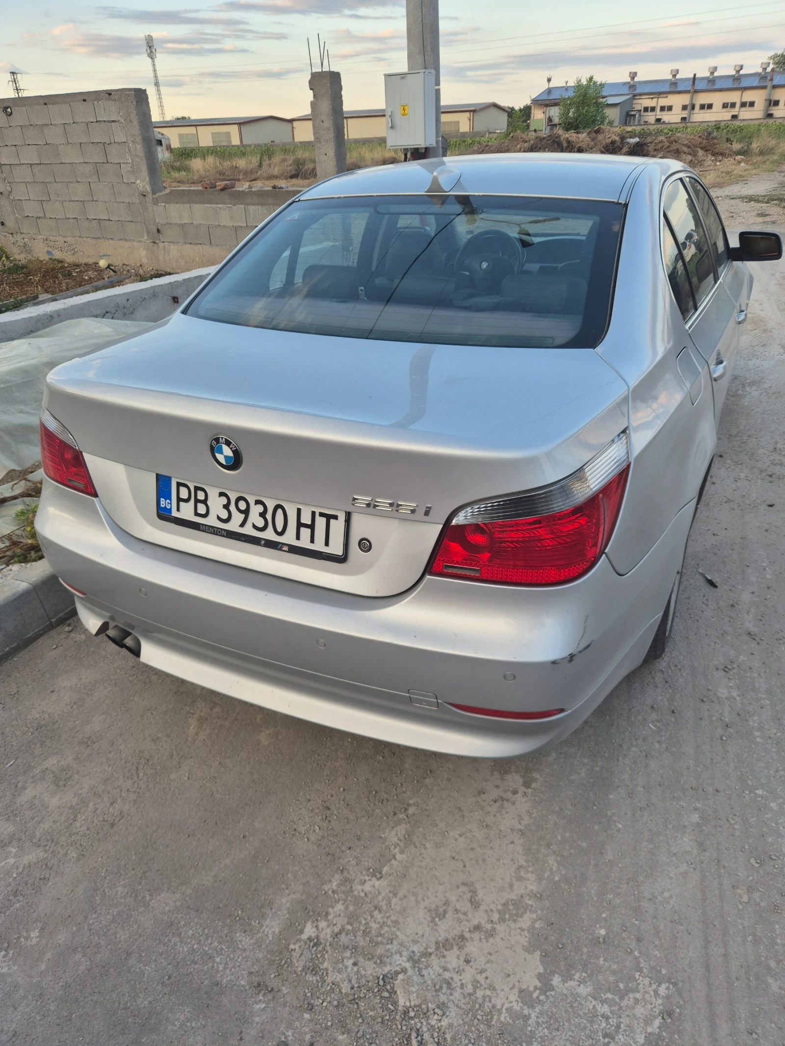 BMW 525 2.5 бензин, снимка 4 - Автомобили и джипове - 55382565