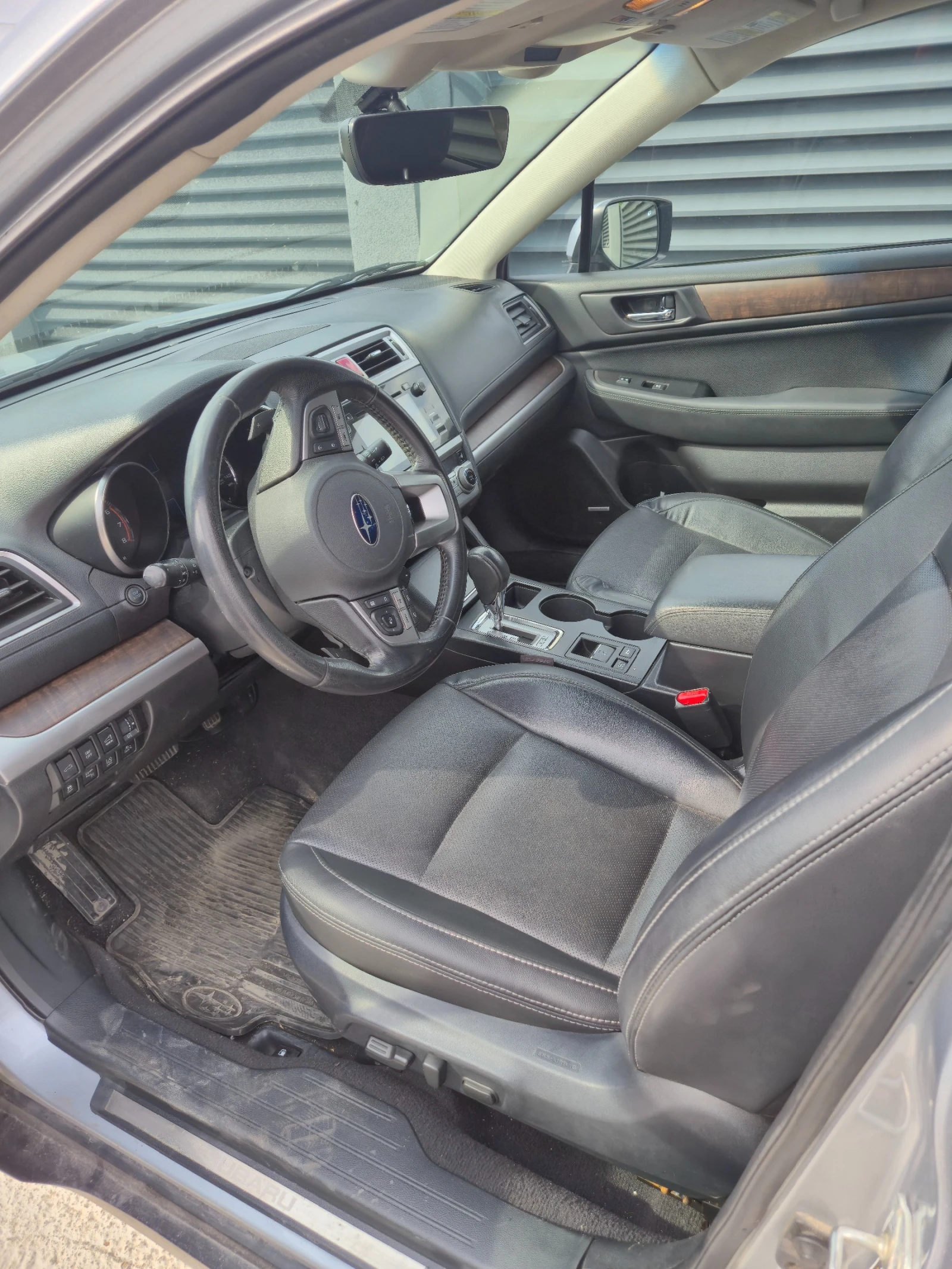 Subaru Outback, снимка 17 - Автомобили и джипове - 55411773