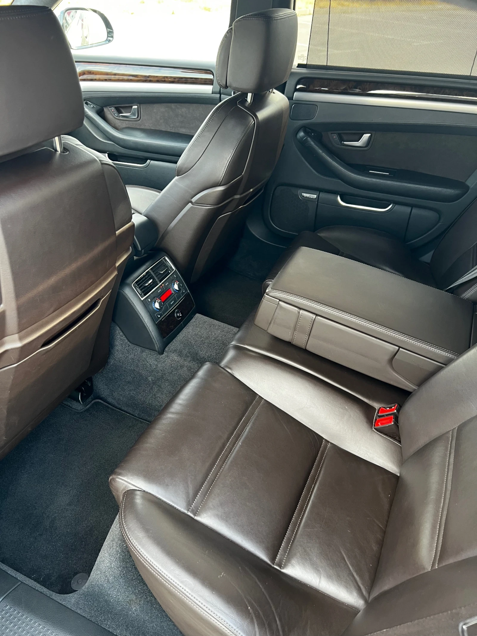 Audi A8 4.2 tdi Sport Германия, снимка 11 - Автомобили и джипове - 55503672