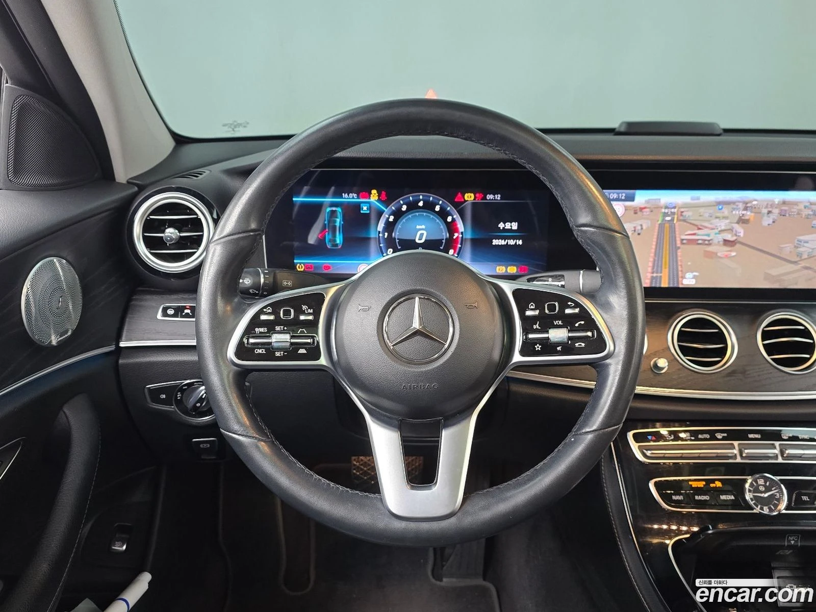 Mercedes-Benz E 300 E300 Avantgarde, снимка 13 - Автомобили и джипове - 56535762