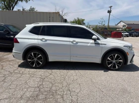 VW Tiguan Allspace 2.0L R-LINE| CARFAX| , снимка 3