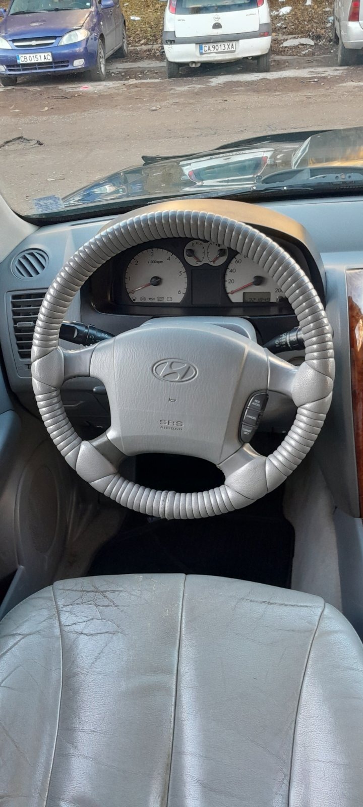 Hyundai Terracan ТОВАРЕН, снимка 7 - Автомобили и джипове - 45885254