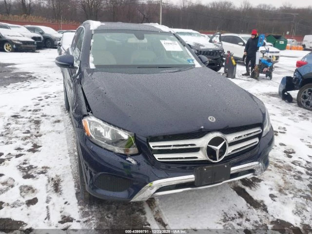Mercedes-Benz GLC 300 * 4Matic* , снимка 16 - Автомобили и джипове - 53502011