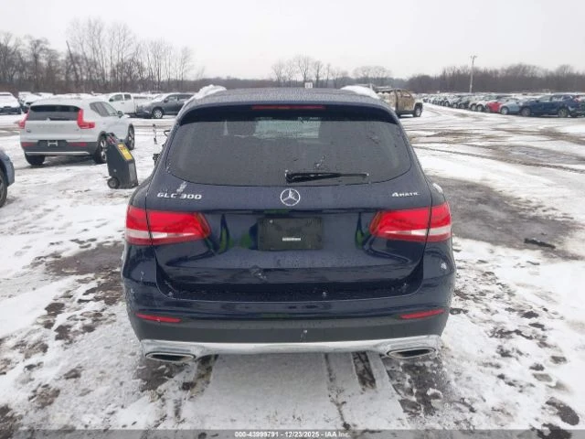 Mercedes-Benz GLC 300 * 4Matic* , снимка 15 - Автомобили и джипове - 53502011