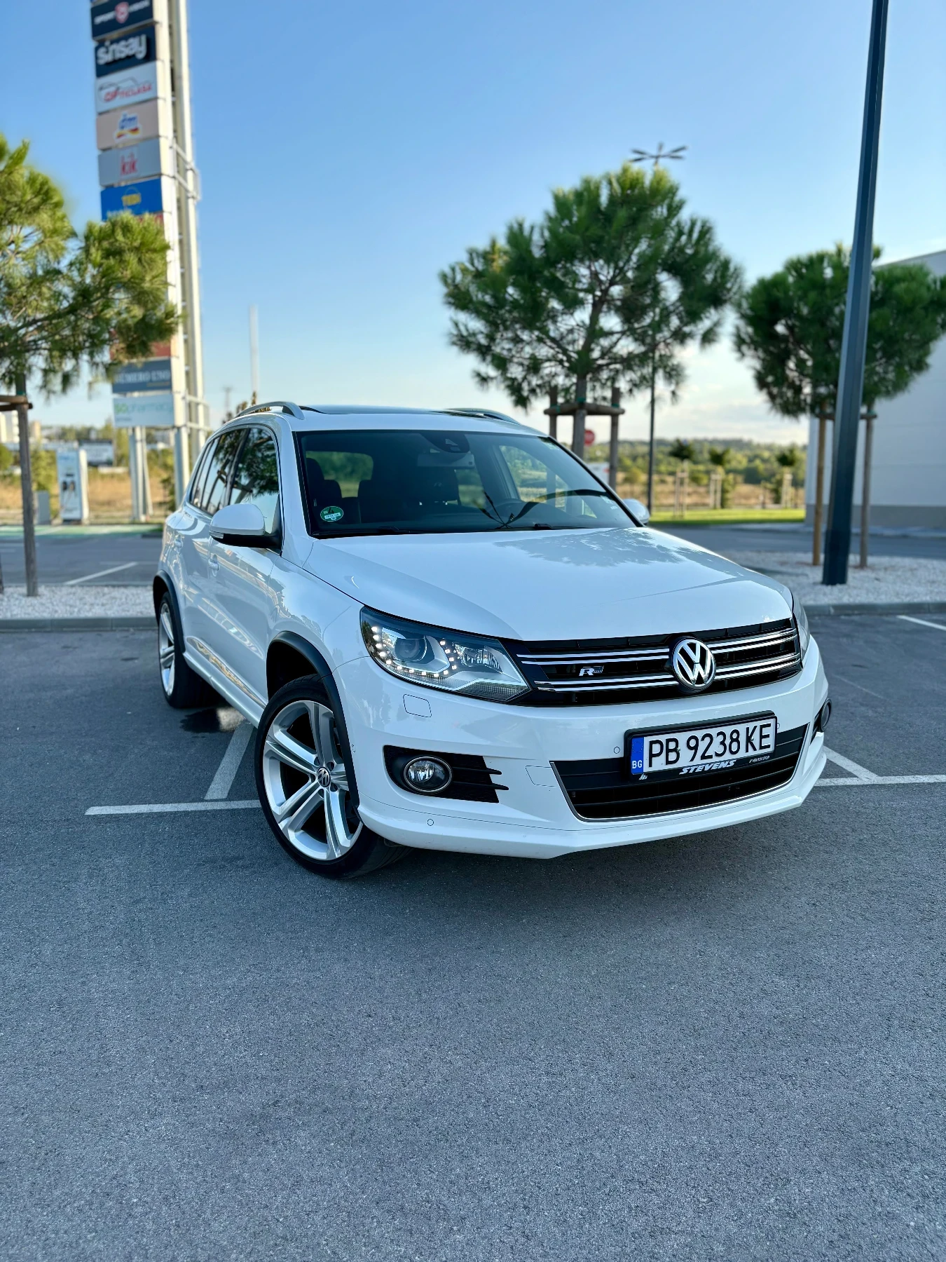 VW Tiguan R-line DSG панорама 177кс, снимка 1