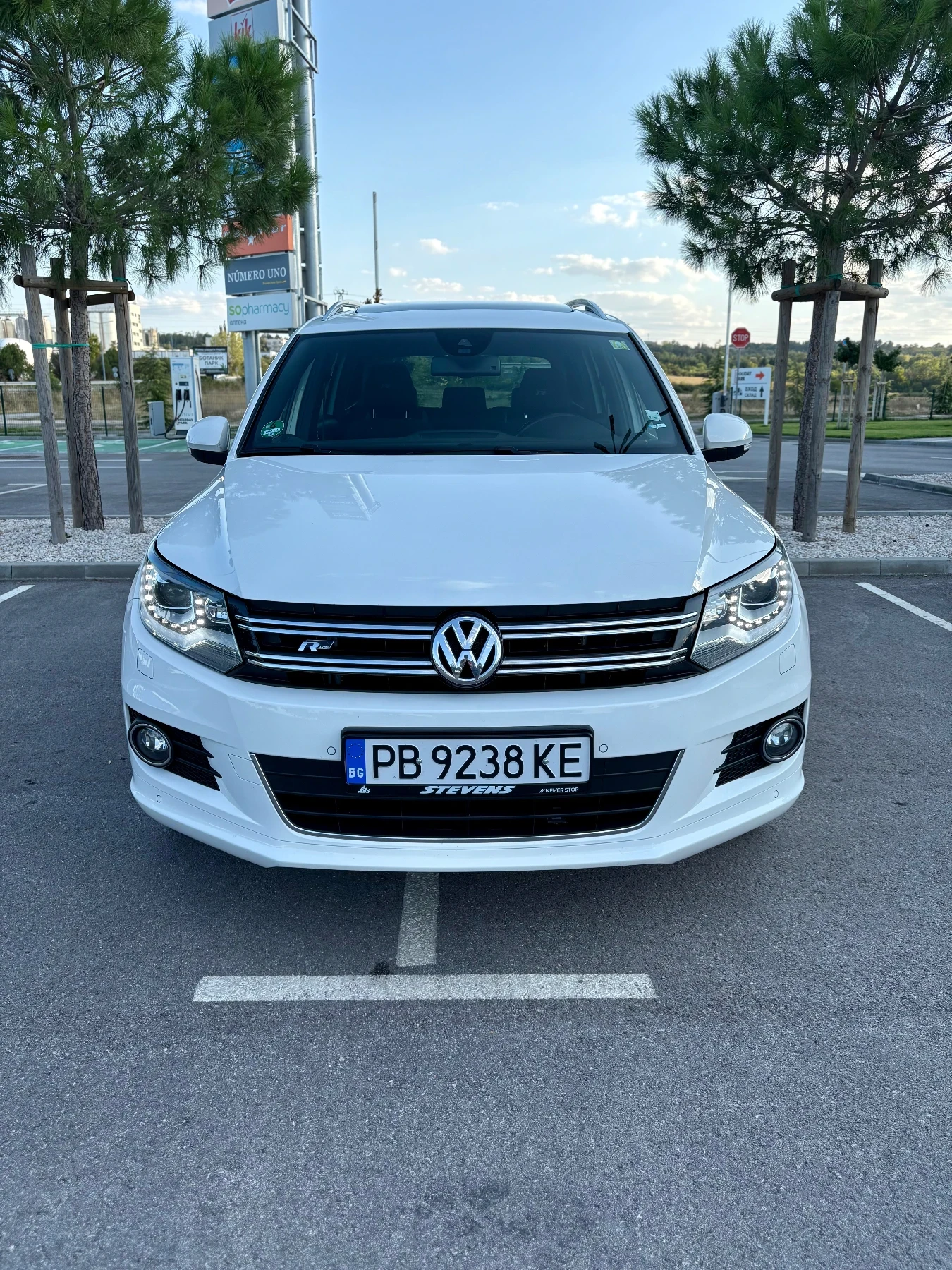 VW Tiguan R-line DSG панорама 177кс, снимка 1