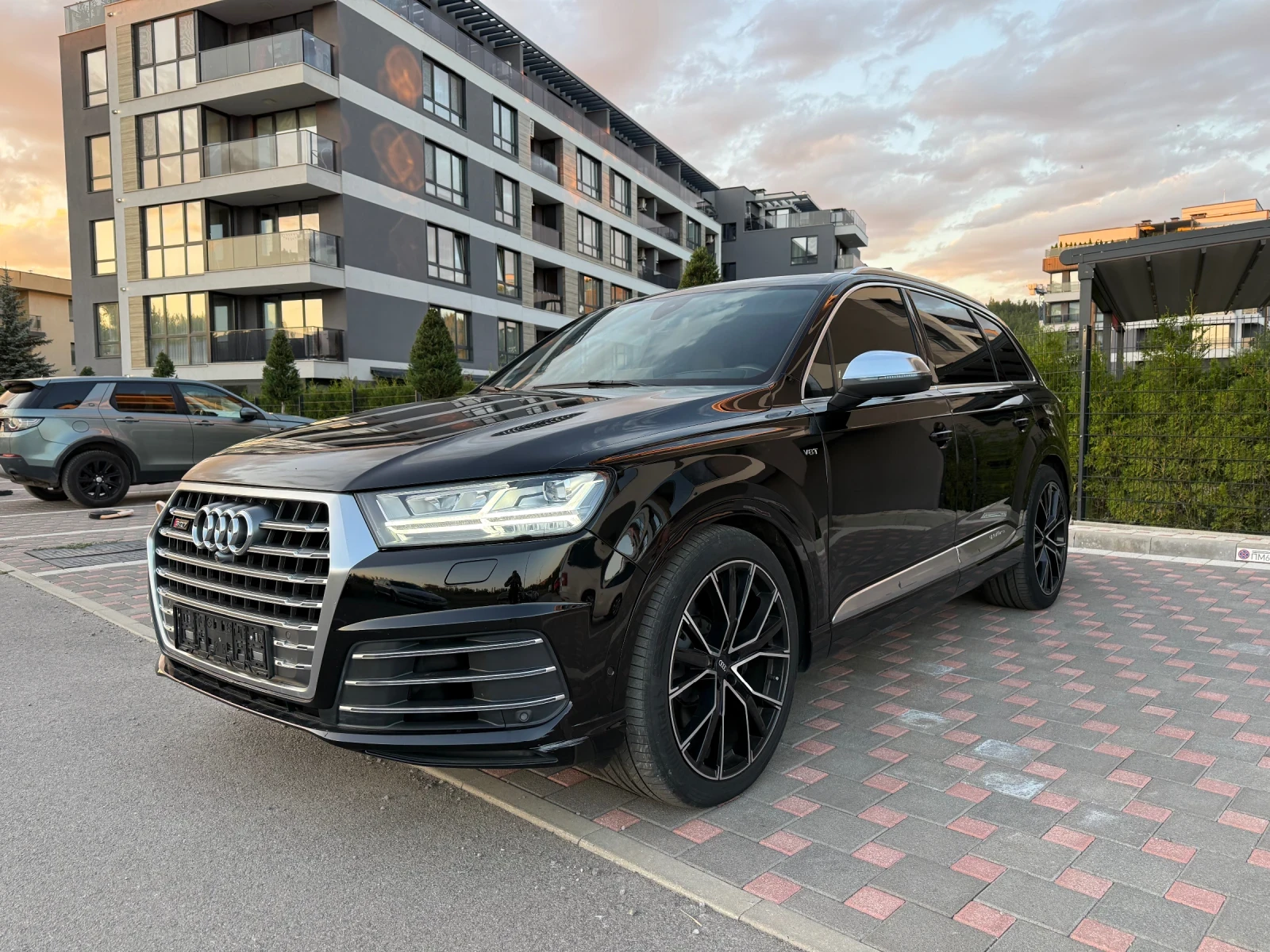 Audi SQ7 ABT* 520hp* Panorama* Matrix* Virtual* Head-up, снимка 1