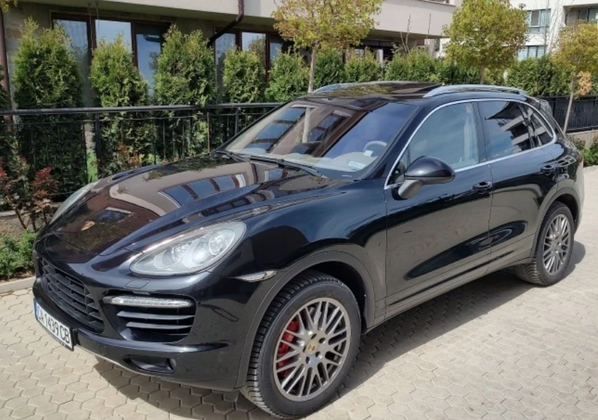 Porsche Cayenne Turbo 4.8 - изображение 9