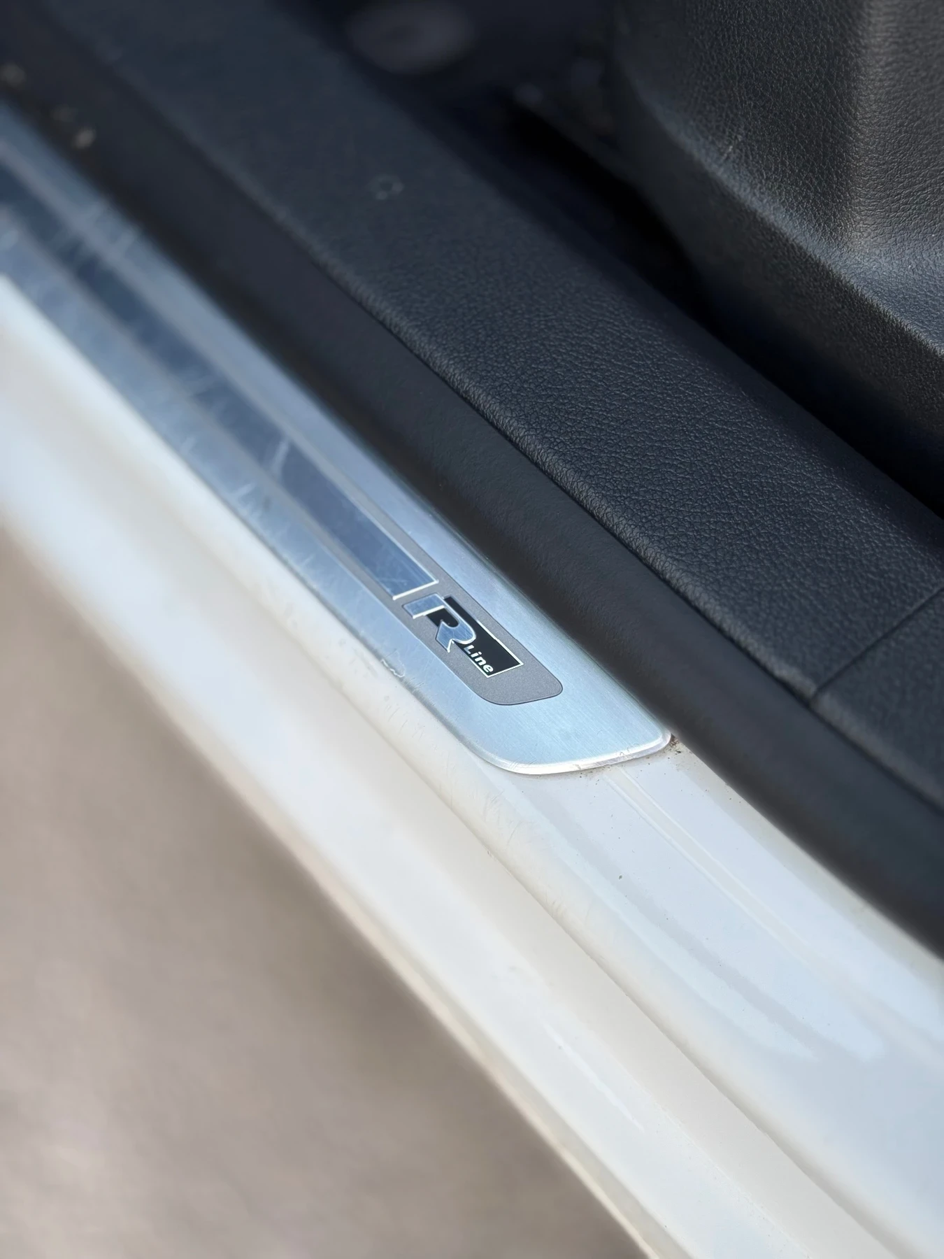 VW Tiguan R-line DSG �������� 177�� | Mobile.bg � ����������� 14