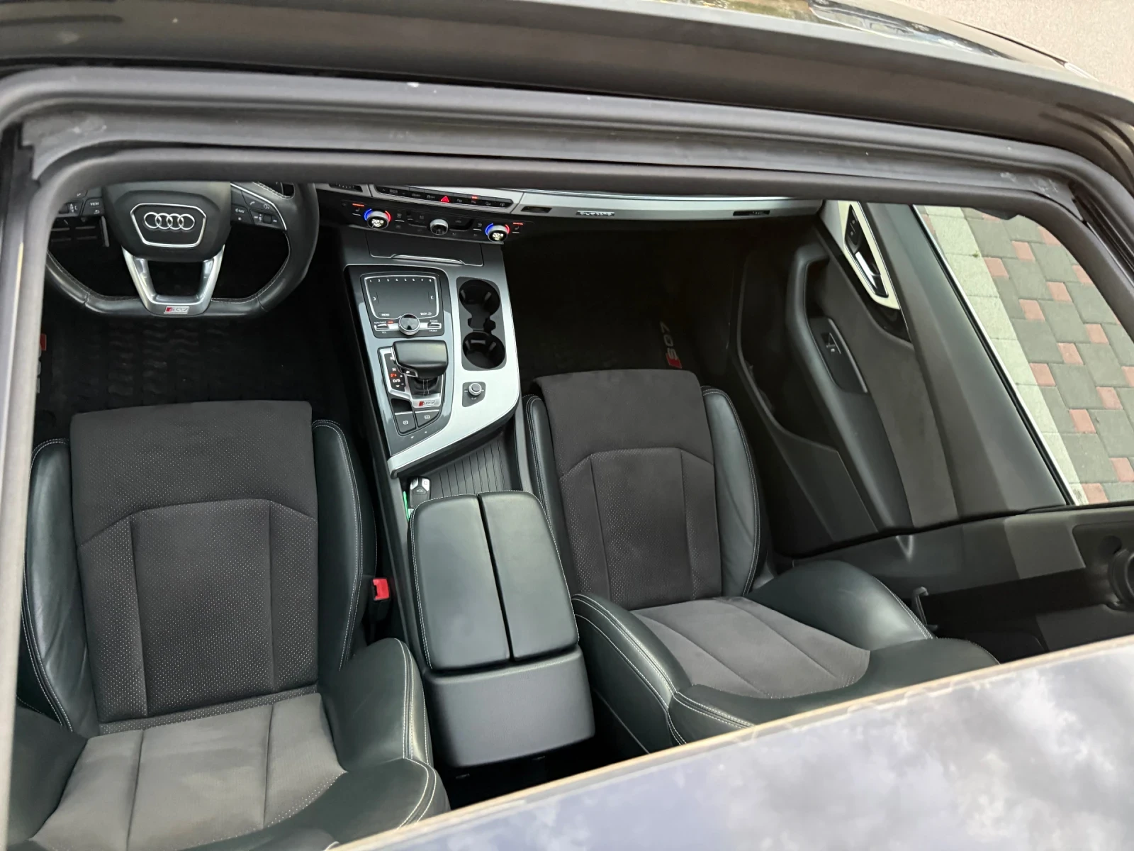 Audi SQ7 ABT* 520hp* Panorama* Matrix* Virtual* Head-up | Mobile.bg   14