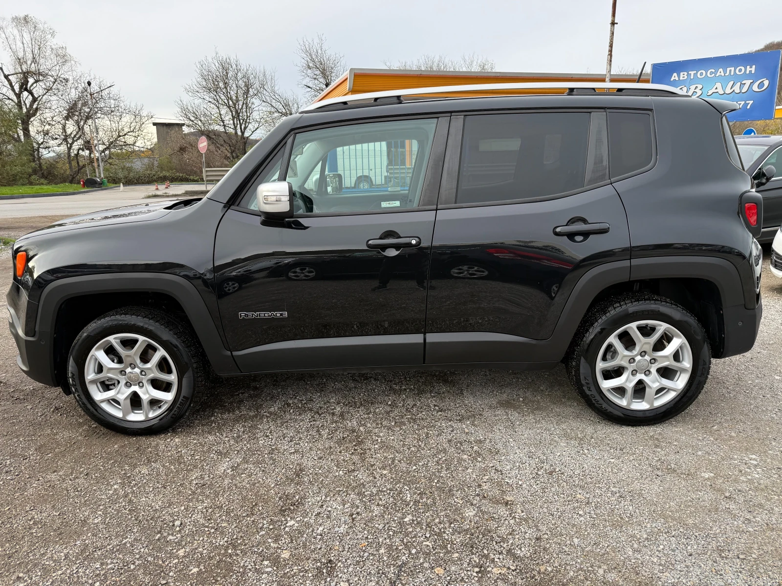 Jeep Renegade 2.0M-jet-4X4-парктроници-кожа-дистроник - изображение 3