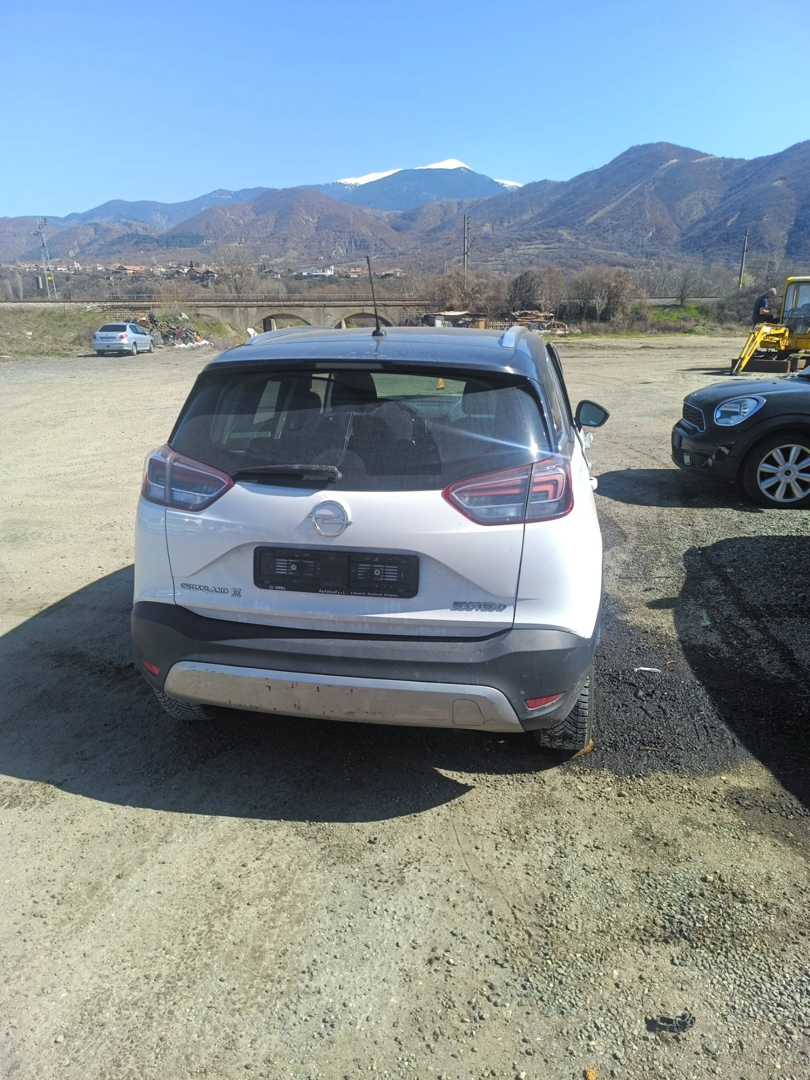 Opel Crossland X 1.5 дизел, снимка 2 - Автомобили и джипове - 53804786