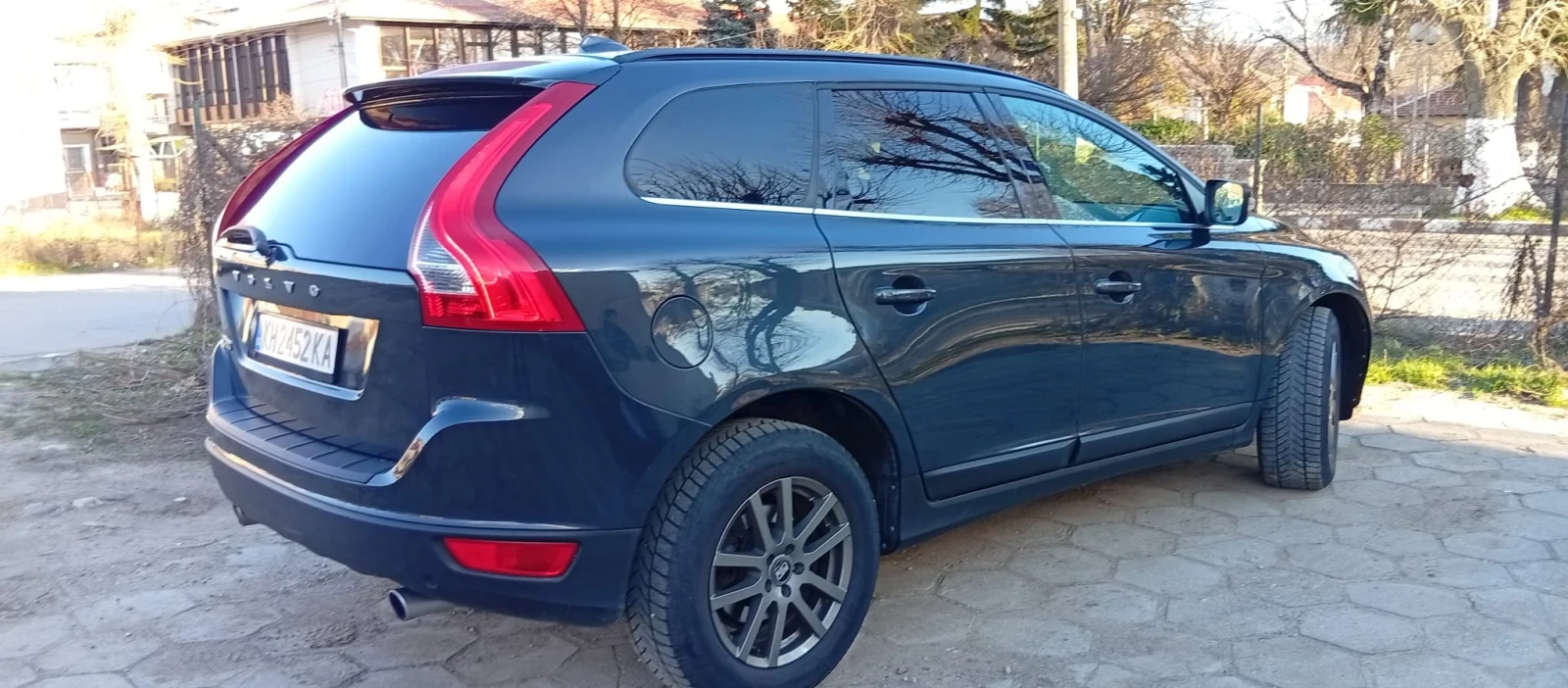 Volvo XC60, снимка 3 - Автомобили и джипове - 54001479