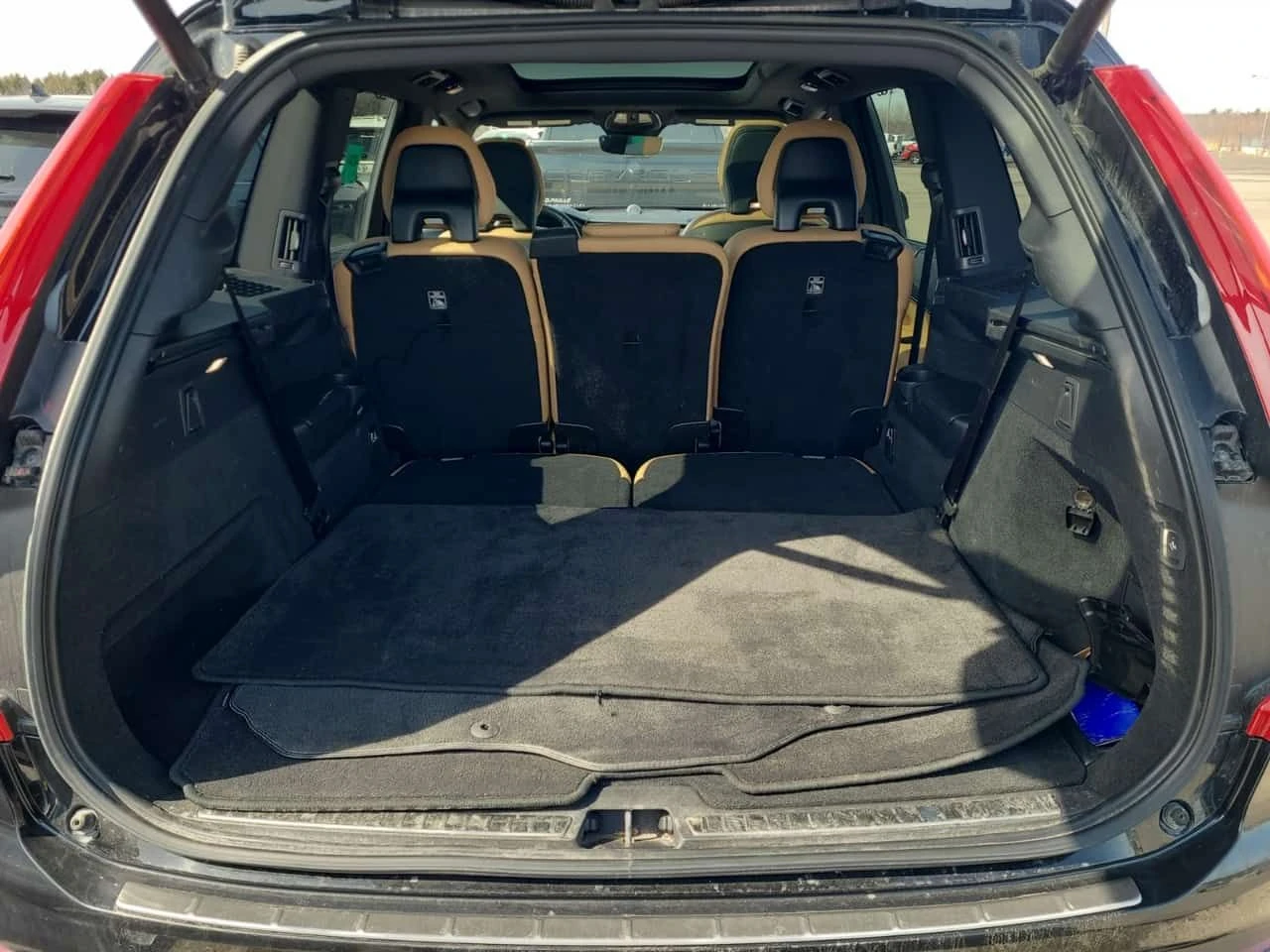 Volvo Xc90 * ПАНОРАМА* ПОДГРЕВ* КАМЕРА* , снимка 15 - Автомобили и джипове - 54081152