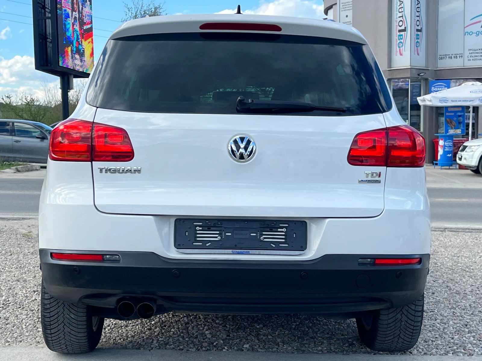 VW Tiguan 2.0TDI.Face Lift.Много хубав!!!Собствен лизинг!!!, снимка 5 - Автомобили и джипове - 54150599