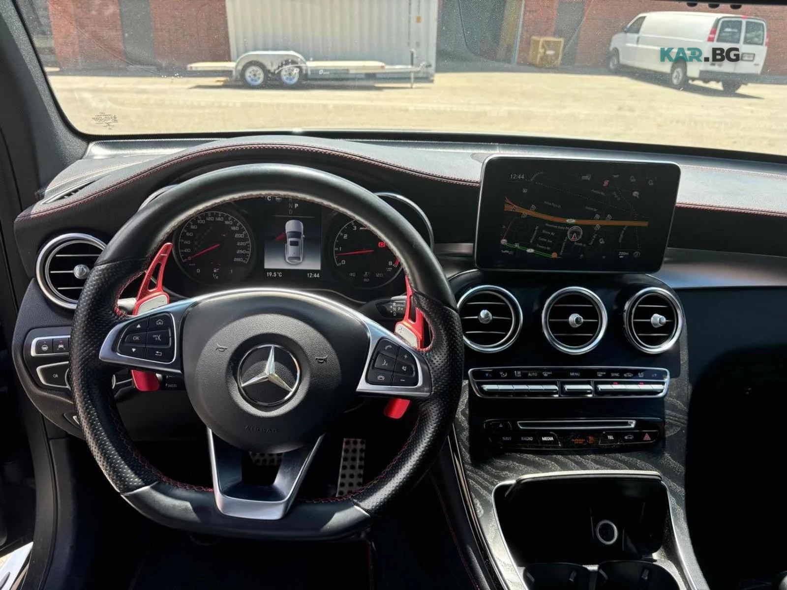 Mercedes-Benz GLC 43 AMG COUPE FULLY OPTIONED ЦЕНА ДО БЪЛГАРИЯ АВТОКРЕДИТ, снимка 9 - Автомобили и джипове - 54987420