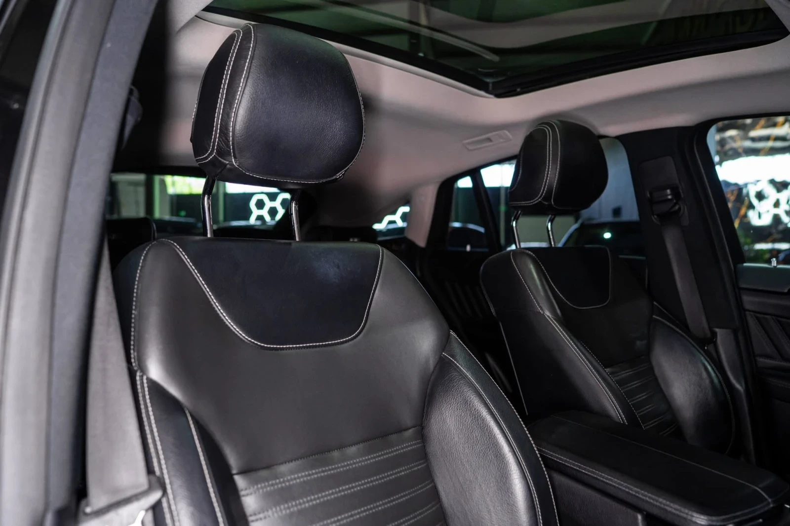 Mercedes-Benz GLE 350 D 4MATIC AMG LINE LED ПАНО RECARO ЛИЗИНГ 100%, снимка 14 - Автомобили и джипове - 55047175