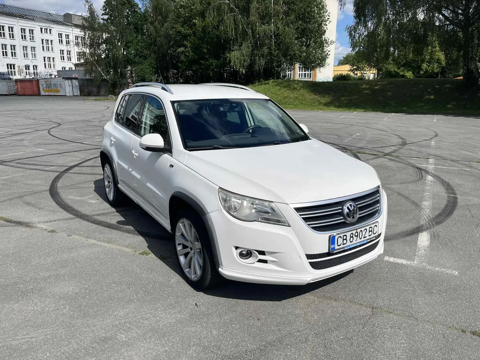 VW Tiguan, снимка 3 - Автомобили и джипове - 55545463