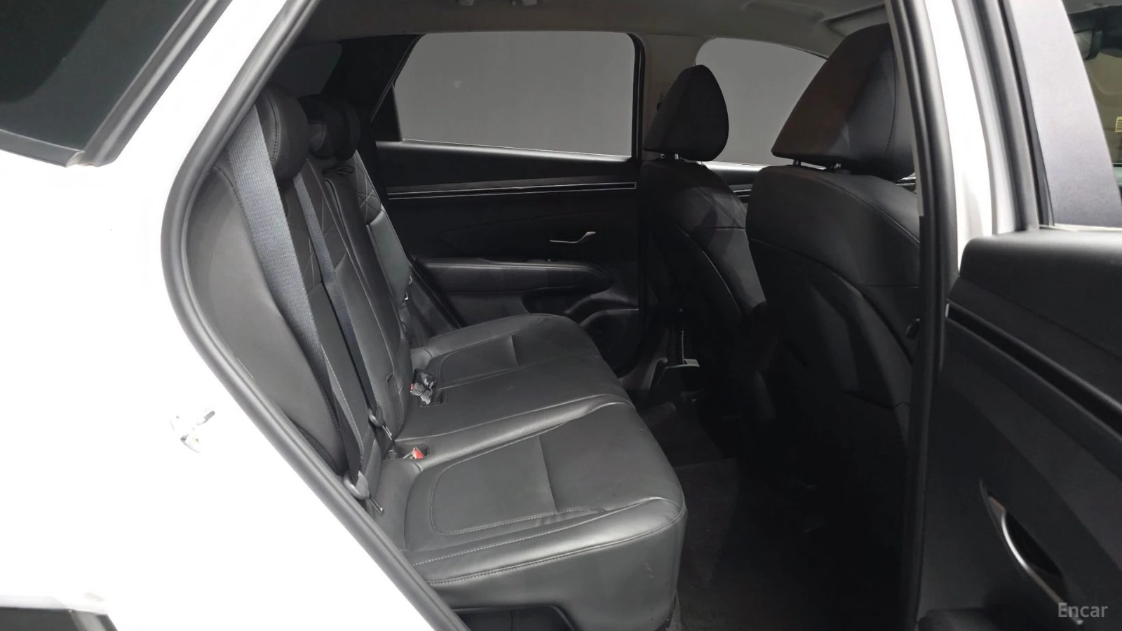 Hyundai Tucson FULL * HeadUp *  AвтоКредит * (ЦЕНА ДО БГ), снимка 8 - Автомобили и джипове - 55578291