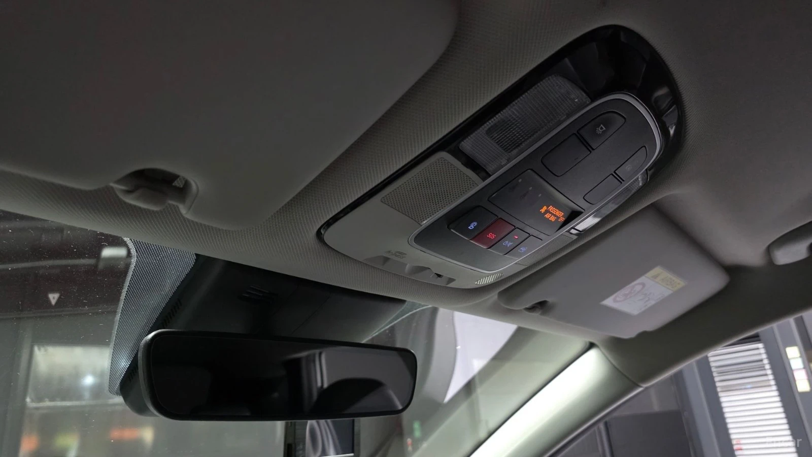 Hyundai Tucson FULL * HeadUp *  AвтоКредит * (ЦЕНА ДО БГ), снимка 15 - Автомобили и джипове - 55578291