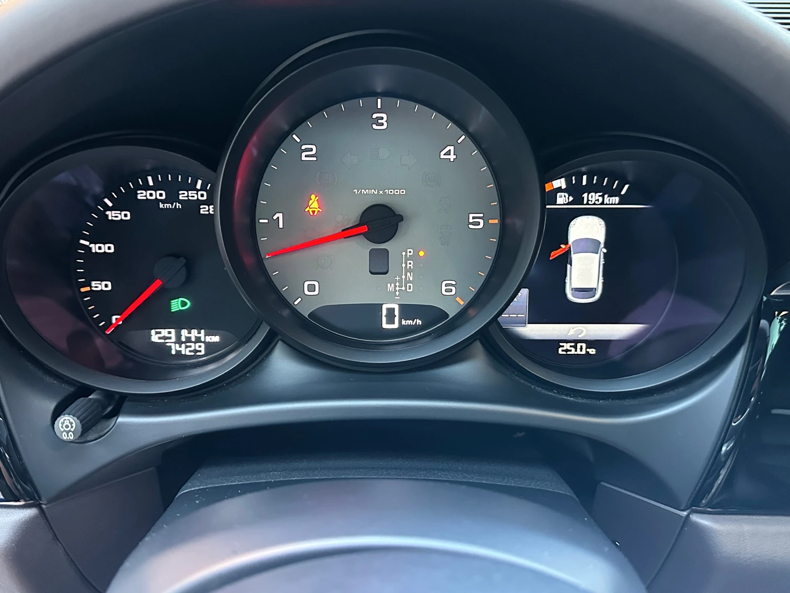 Porsche Macan 4х4 Macan S/ 3.0 TDI/  129 000 km, снимка 15 - Автомобили и джипове - 55843644