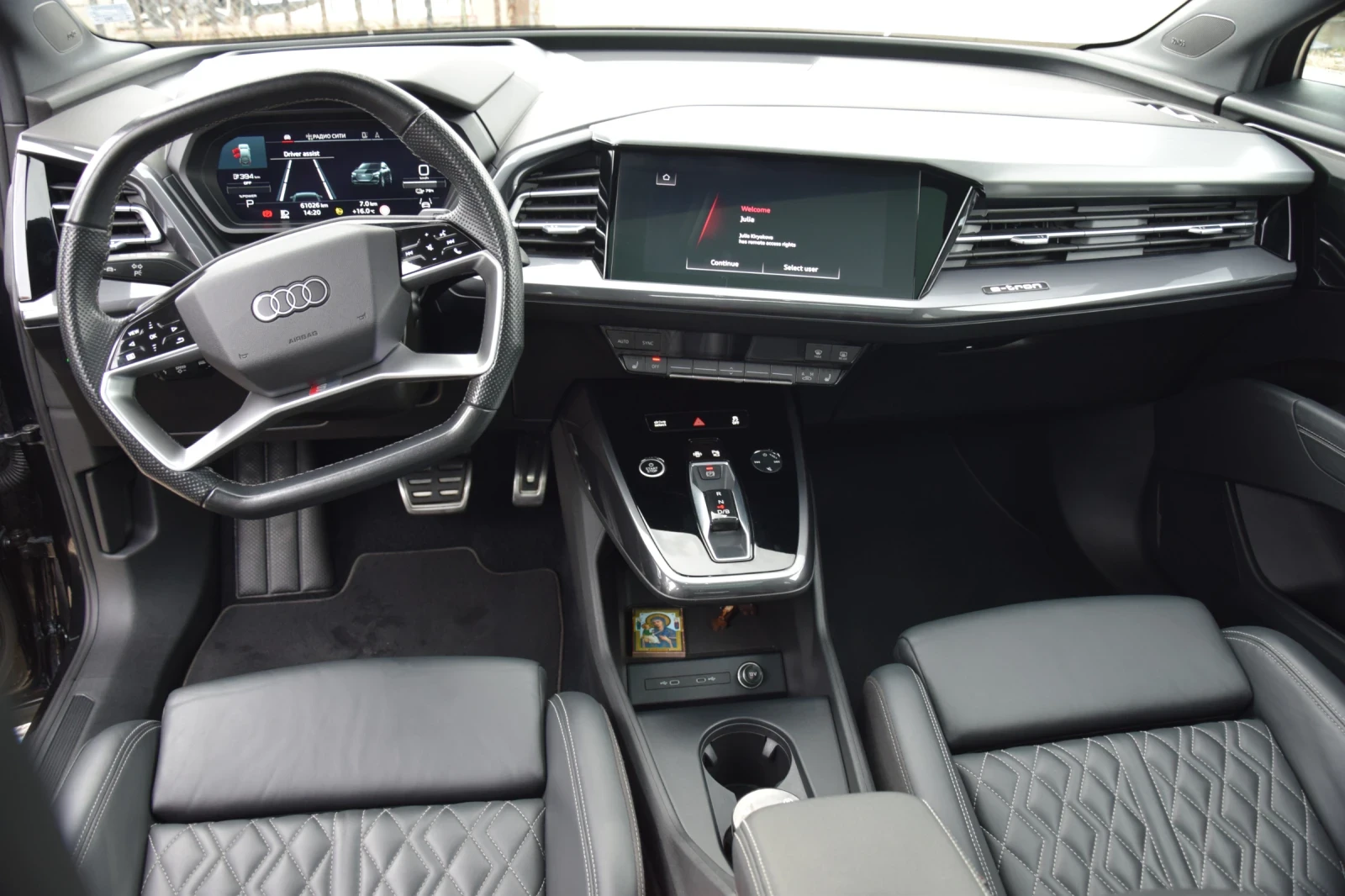 Audi Q4 Sportbeck 40 e-tron s- line, снимка 12 - Автомобили и джипове - 56270599