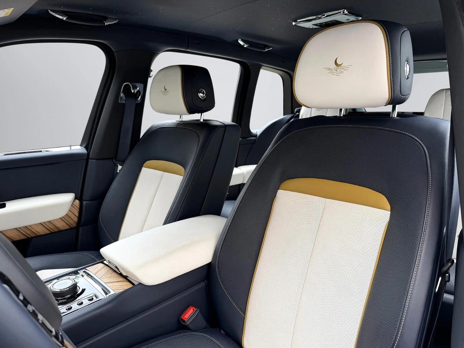 Rolls-Royce Cullinan SHOOTING STARS/ BESPOKE/ 4 SEATS/ PICNIC/ THEATRE/ | Mobile.bg � ����������� 7
